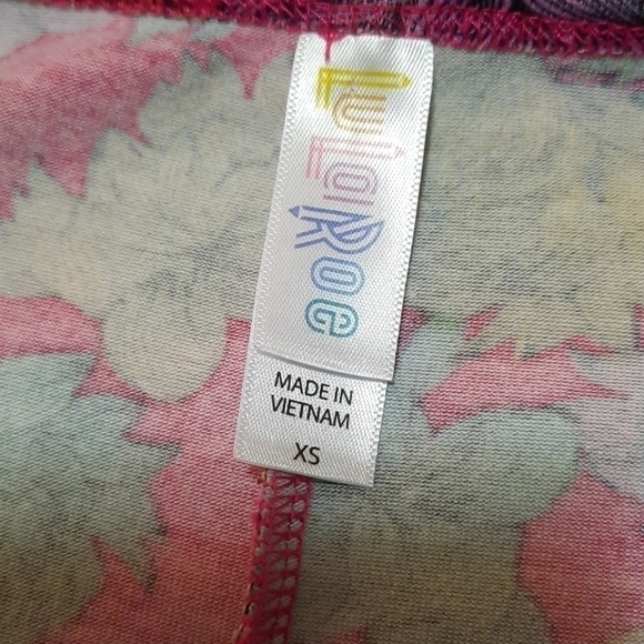 LULAROE Top - Picture 3 of 5